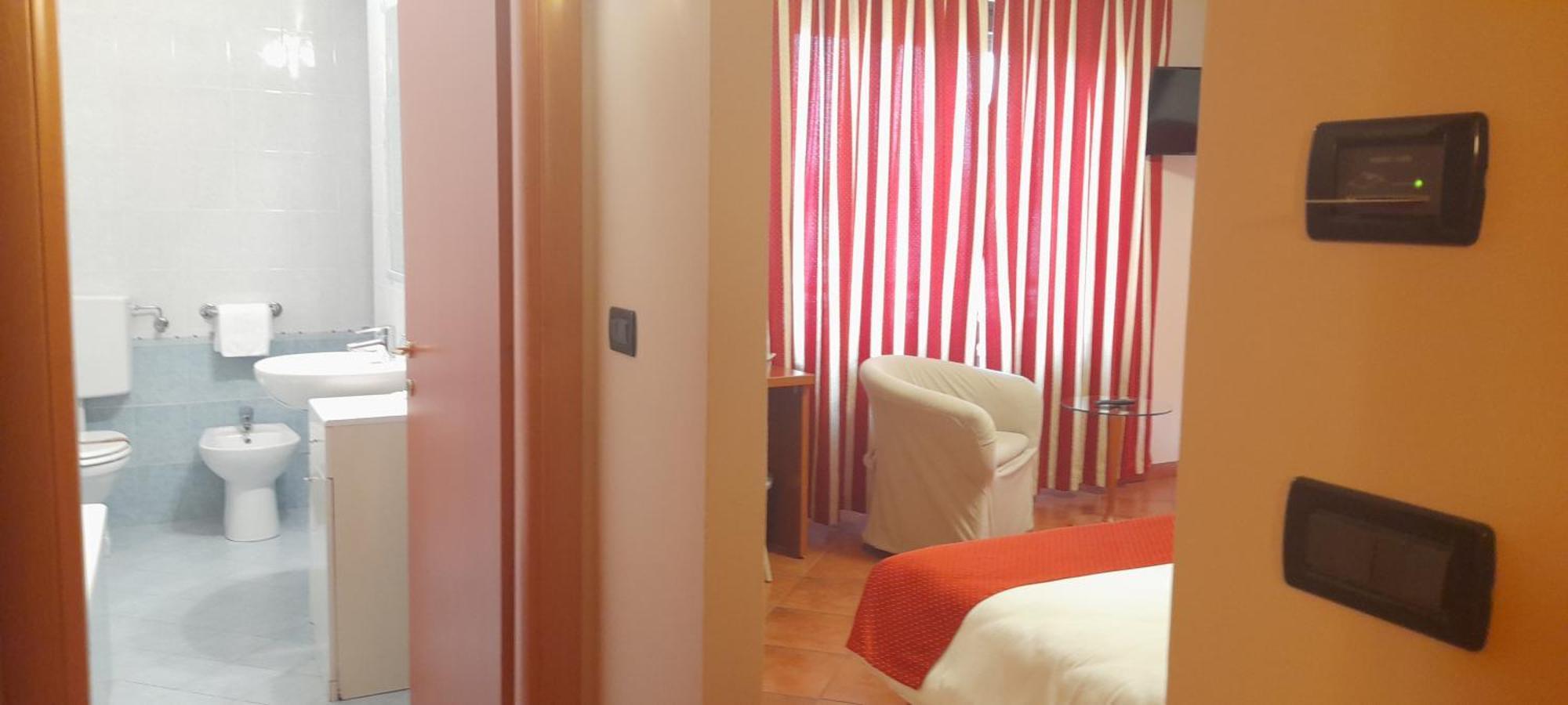 Hotel Ceretto Busca Exteriér fotografie